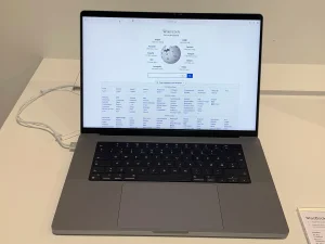 MacBook Pro 14" M3 - Az İşlənmiş