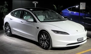 Tesla Model 3 - Long Range